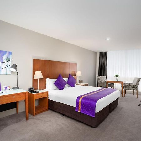 Park Regis Griffin Suites Melbourne City Exterior foto