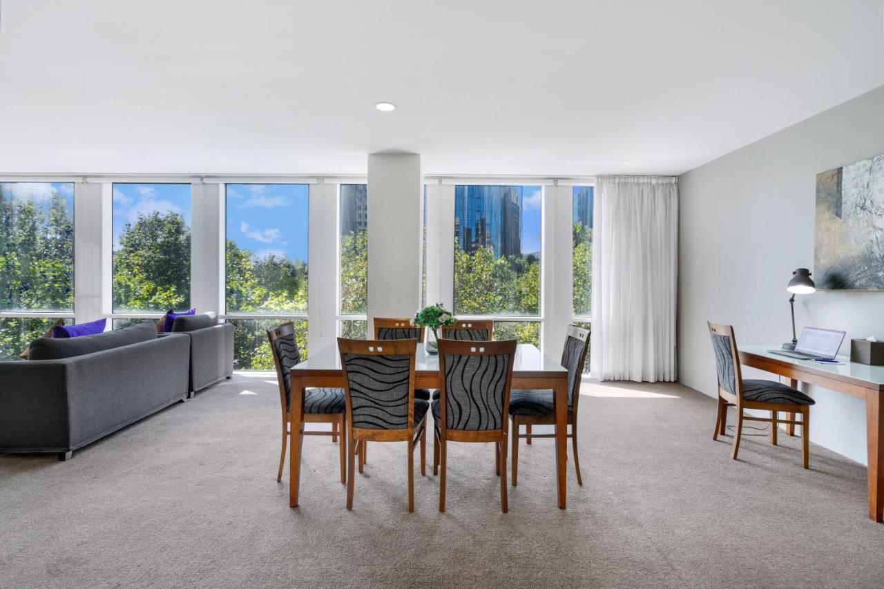 Park Regis Griffin Suites Melbourne City Exterior foto